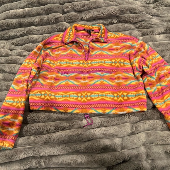 Aztec Crop Sweater - Picture 1 of 3